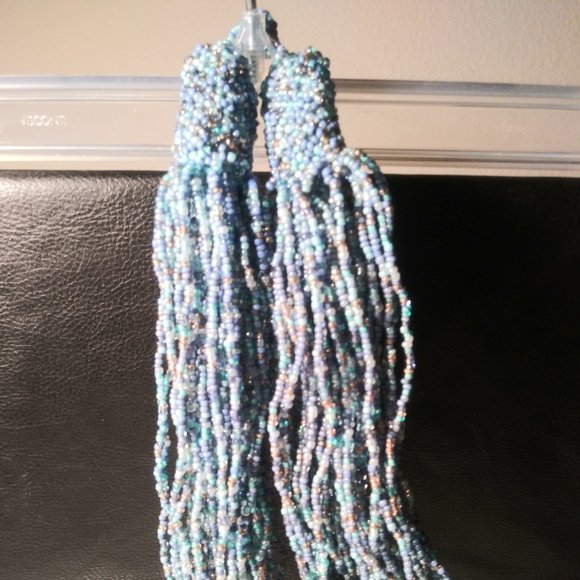 Vintage Multi strand Blue Turquoise Beads Necklace - Picture 2 of 4